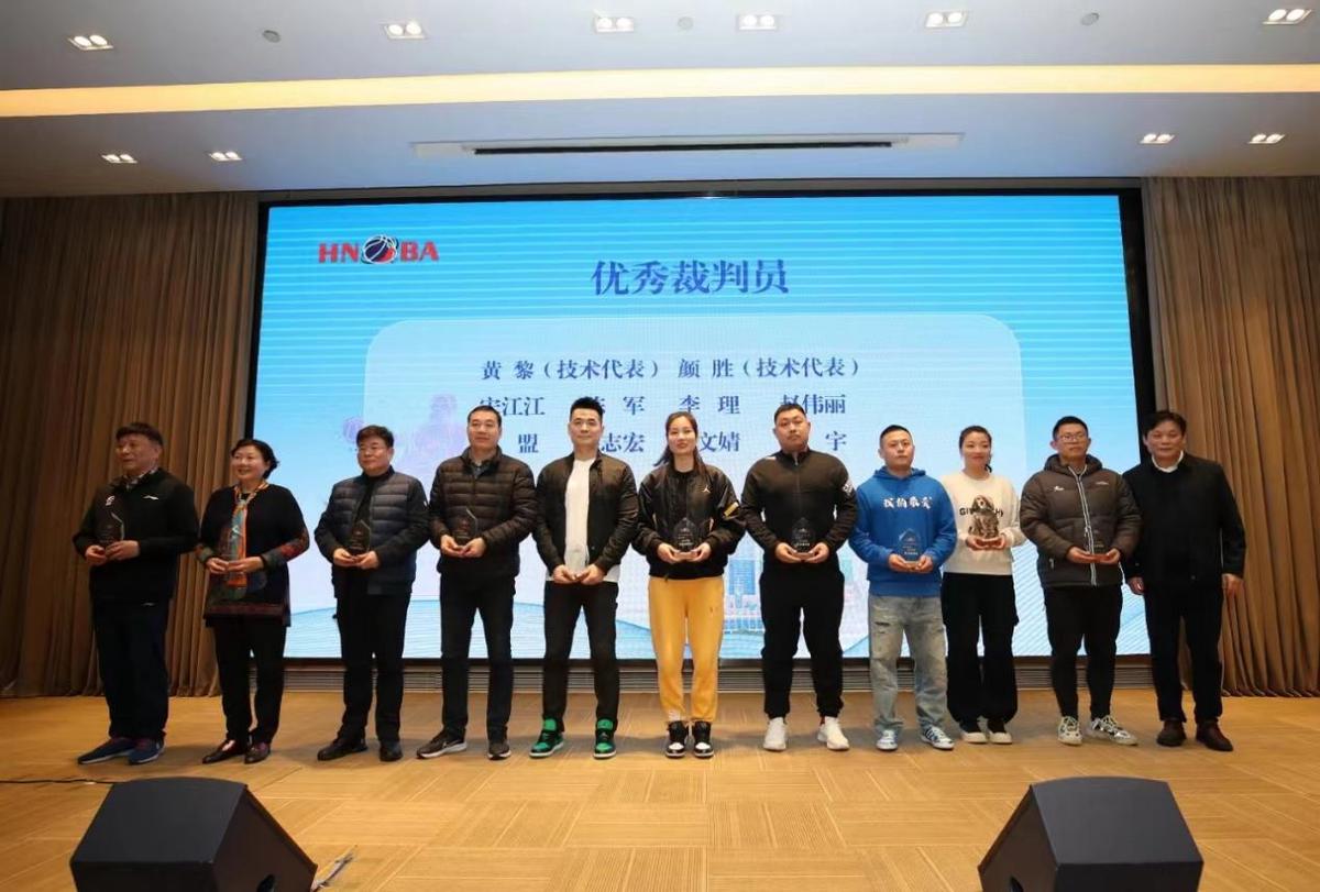 刻苦训练篮球时如何避免受伤的建议_1